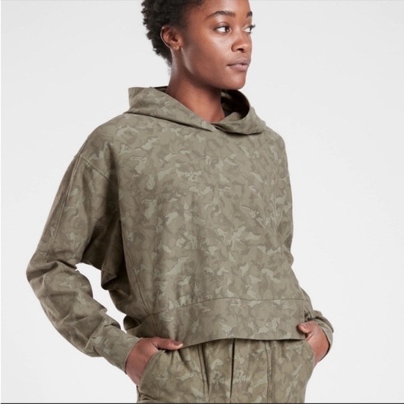 Athleta Printed Farallon Sweatshirt - Picture 1 of 10